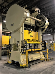​300 Ton Capacity Minster Straight Side Press For Sale
