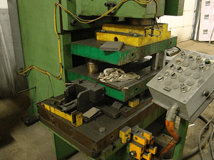 200 Ton Hydraulic Press Steelcase 6