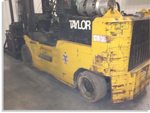 Taylor 30000lb forklift fork truck pic 7