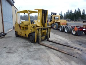 30,000lbs. Cat Forklift For Sale