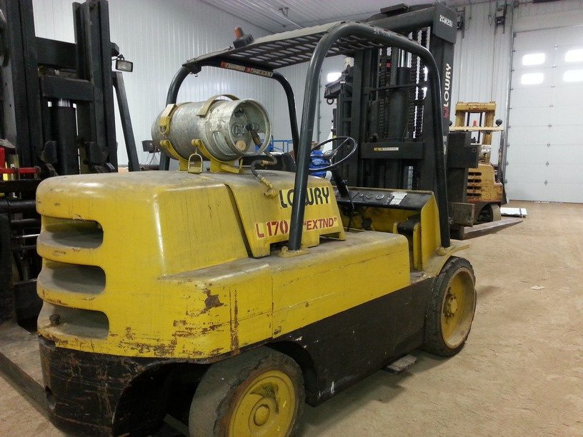 Lowry Forklift 17,000lb Capacity For Sale Call 6162004308