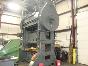 300 Ton Verson Straight Side Press For Sale