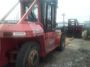30,000lbs. Taylor Forklift 1