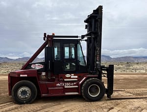 28,000 lb Taylor Forklift For Sale