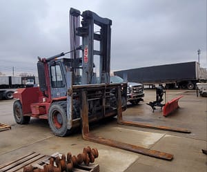 33,000 lb Taylor Forklift For Sale